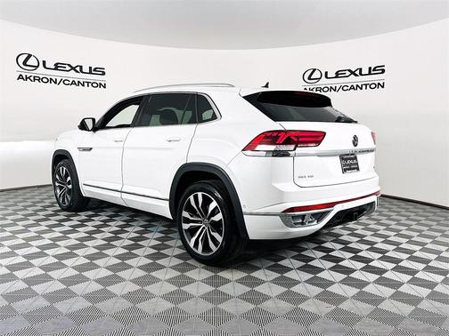 2023 Volkswagen Atlas Cross Sport 3.6L V6 SEL Premium R-Line