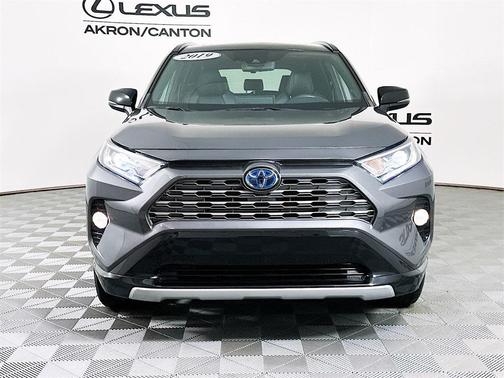 2021 Toyota RAV4 Hybrid SE