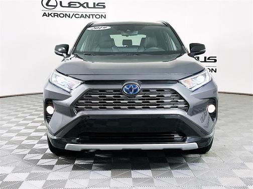 2021 Toyota RAV4 Hybrid SE