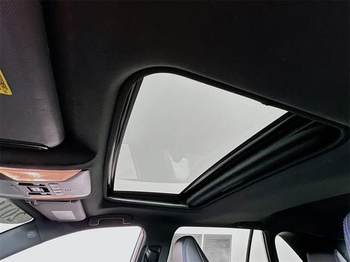 2021 Toyota RAV4 Hybrid SE