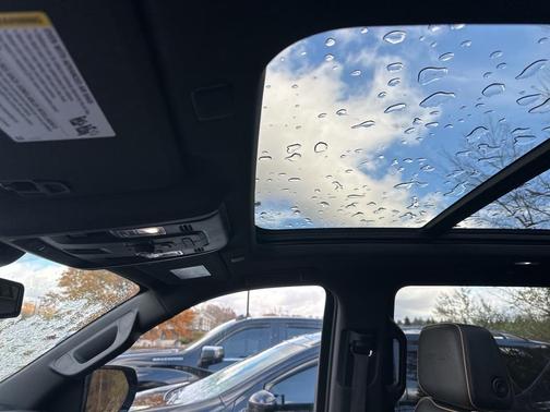 2023 GMC Yukon XL 4WD AT4