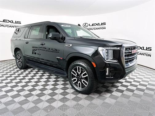 2023 GMC Yukon XL 4WD AT4