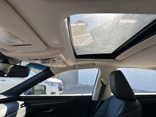 2024 Lexus ES 350 Base