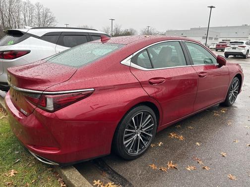 2024 Lexus ES 350 Base