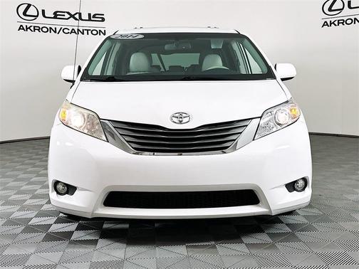 2014 Toyota Sienna XLE