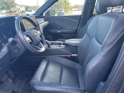 2025 Lexus TX 350 Luxury