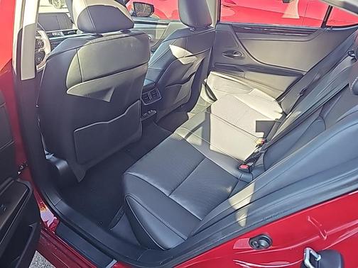 2019 Lexus ES 350 Base