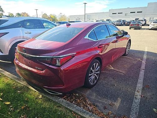 2019 Lexus ES 350 Base