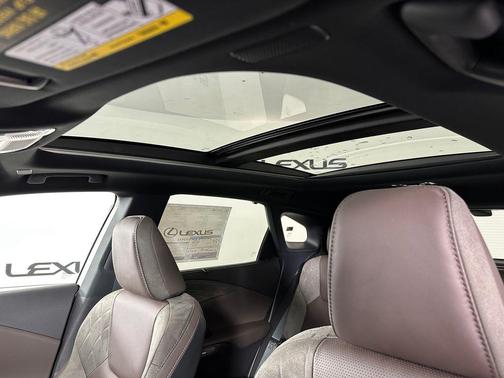 Eminent White Pearl 2026 Lexus RX 350 Luxury