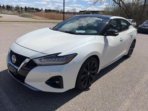 Pearl White Tricoat 2020 Nissan Maxima 3.5 SR