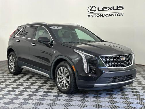 Stellar Black Metallic 2019 Cadillac XT4 Premium Luxury