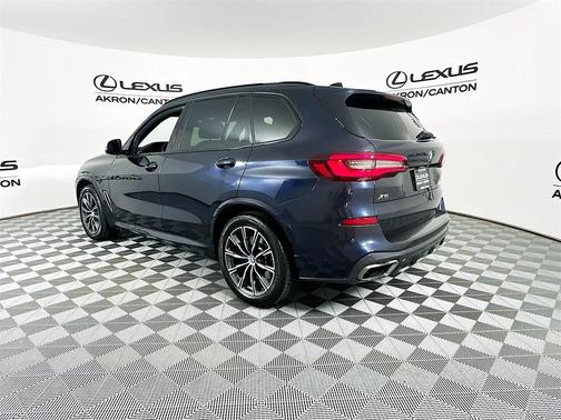 2022 BMW X5 M50i