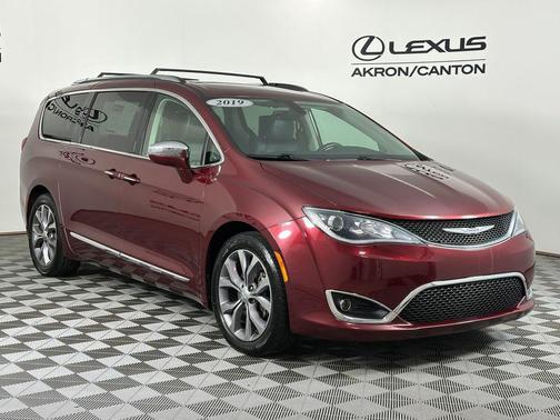 Velvet Red Pearlcoat 2019 Chrysler Pacifica Limited