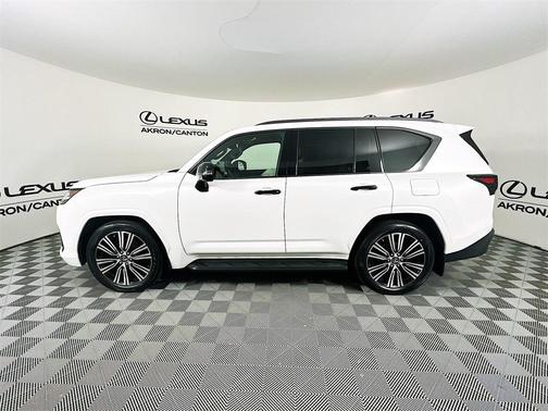 2023 Lexus LX 600 Luxury