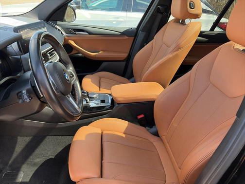 Black Sapphire Metallic 2022 BMW X3 M40i