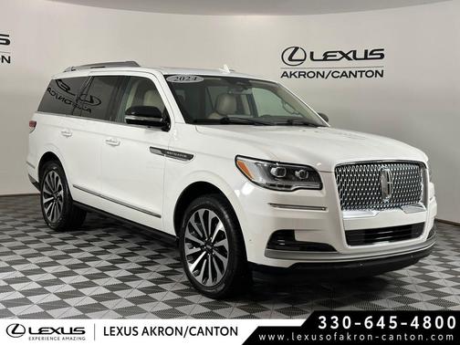 PRISTINE WHITE METALLIC 3C 2024 Lincoln Navigator Reserve