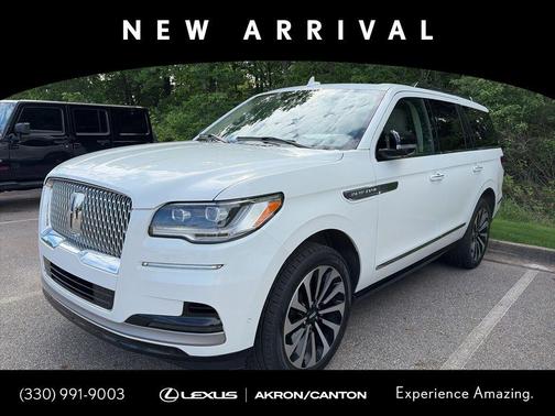 PRISTINE WHITE METALLIC 3C 2024 Lincoln Navigator Reserve