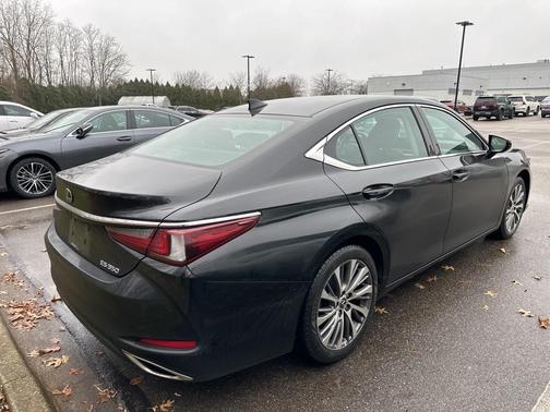 2019 Lexus ES 350 Base