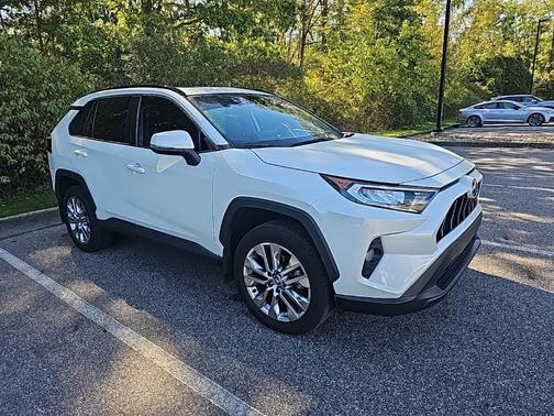 2021 Toyota RAV4 XLE Premium