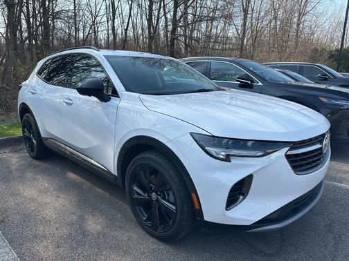 Summit White 2022 Buick Envision AWD Essence