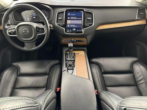 Denim Blue Metallic 2020 Volvo XC90 T6 Inscription
