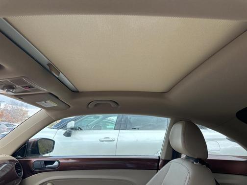 2017 Volkswagen Beetle 1.8T SEL