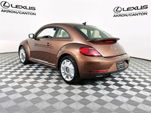 2017 Volkswagen Beetle 1.8T SEL