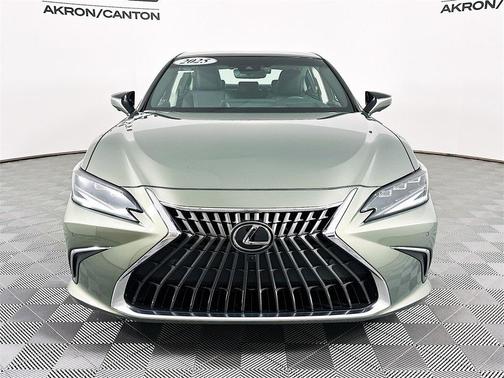 2025 Lexus ES 350 Ultra Luxury
