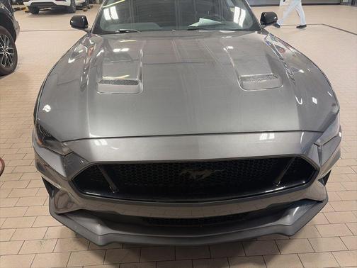 CARBONIZED GRAY METALLIC 2022 Ford Mustang GT