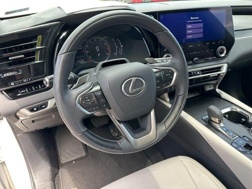 Eminent White Pearl 2023 Lexus RX 350 Premium