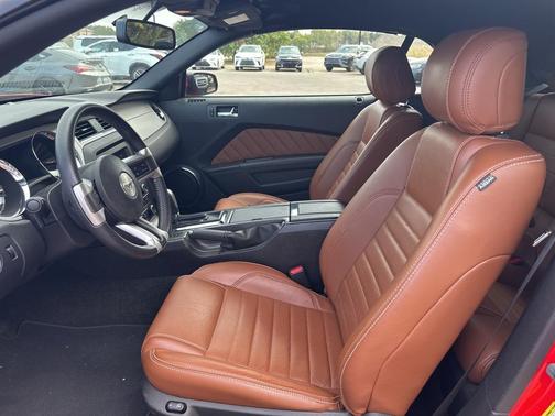 2013 Ford Mustang V6 Premium