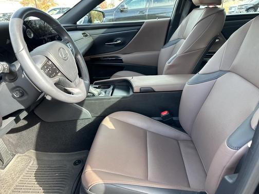 2024 Lexus ES 350 Base