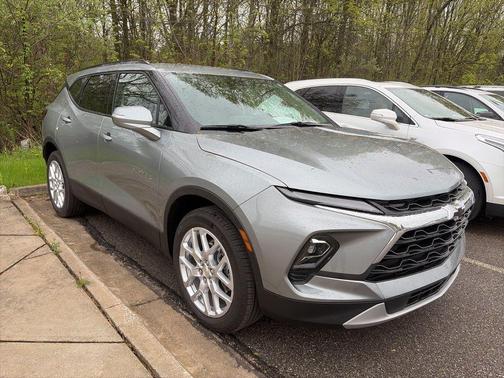 Sterling Gray Metallic 2024 Chevrolet Blazer 3LT