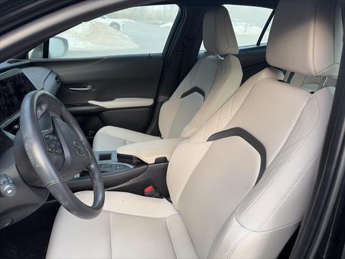 2024 Lexus UX 250h Base