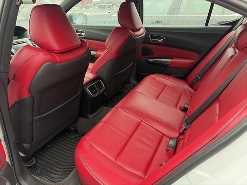 2019 Acura TLX Technology