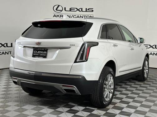 Crystal White Tricoat 2020 Cadillac XT5 Premium Luxury