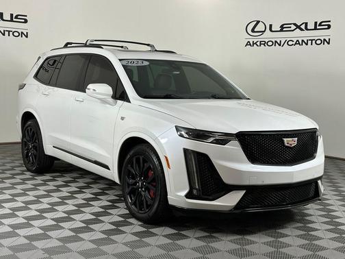 Crystal White Tricoat 2023 Cadillac XT6 Sport AWD