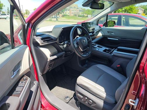 Ruby Flare Pearl 2023 Toyota Sienna XLE