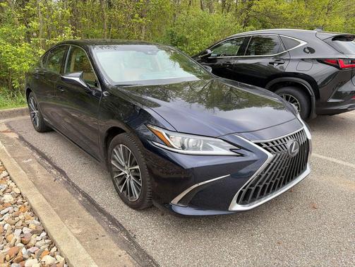 Nightfall Mica 2022 Lexus ES 300h Premium