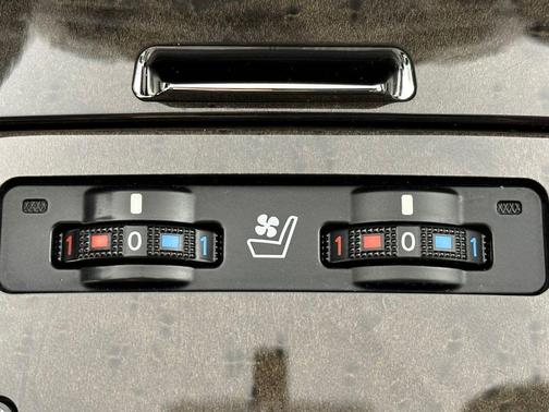 Obsidian 2010 Lexus IS 250 Base