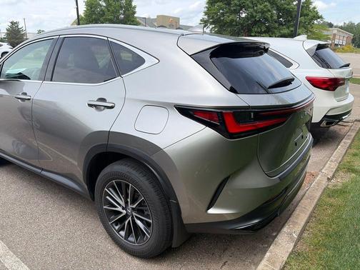 Atomic Silver 2024 Lexus NX 350h Premium