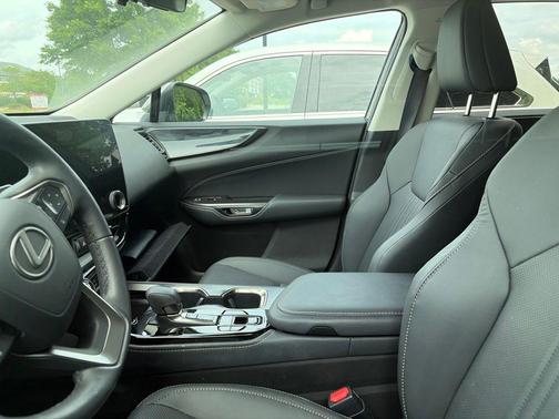 Atomic Silver 2024 Lexus NX 350h Premium