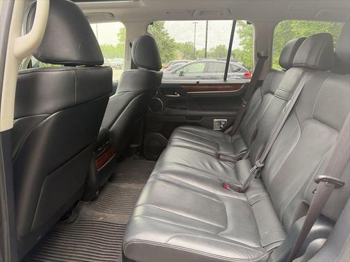 Eminent White Pearl 2020 Lexus LX 570 Three-Row