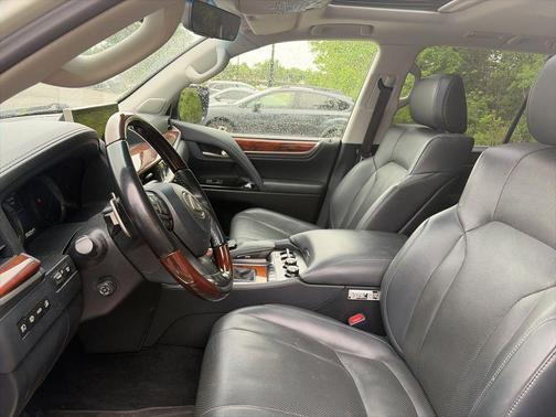 Eminent White Pearl 2020 Lexus LX 570 Three-Row