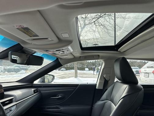 2020 Lexus ES 350 Base