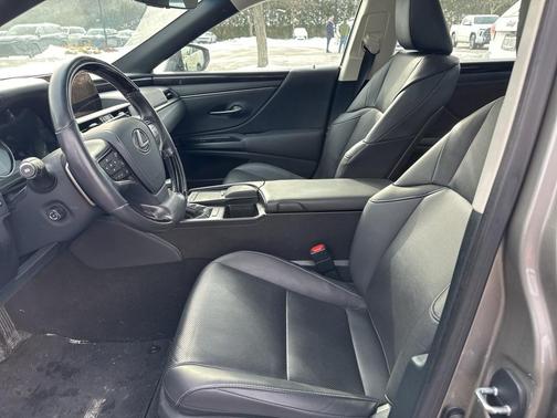 2020 Lexus ES 350 Base