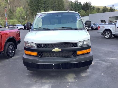 Summit White 2021 Chevrolet Express 2500 Work Van