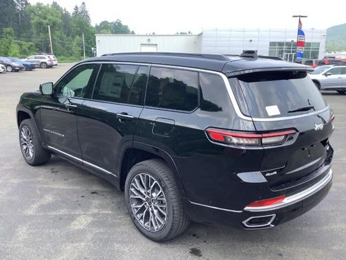 2025 Jeep Grand Cherokee L Summit