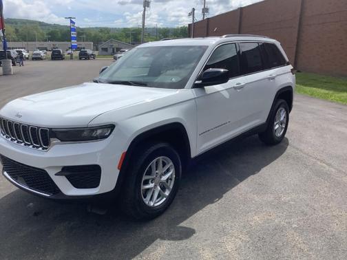 2025 Jeep Grand Cherokee Laredo X