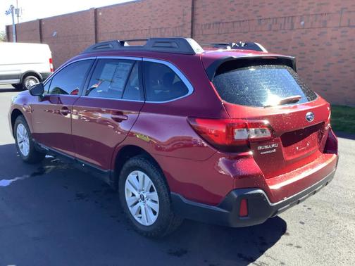 2019 Subaru Outback 2.5i